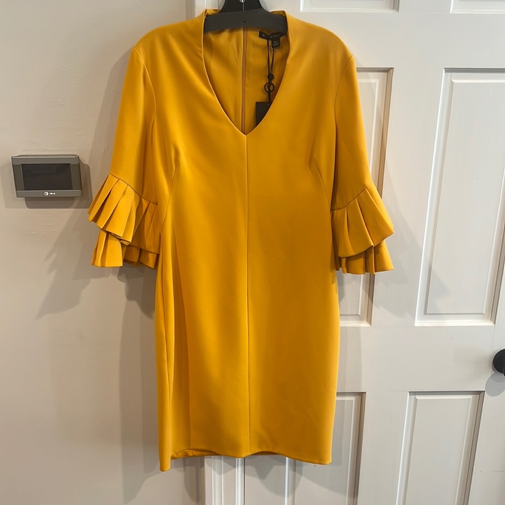 NEVER WORN TAGS ON A LINE DRESS